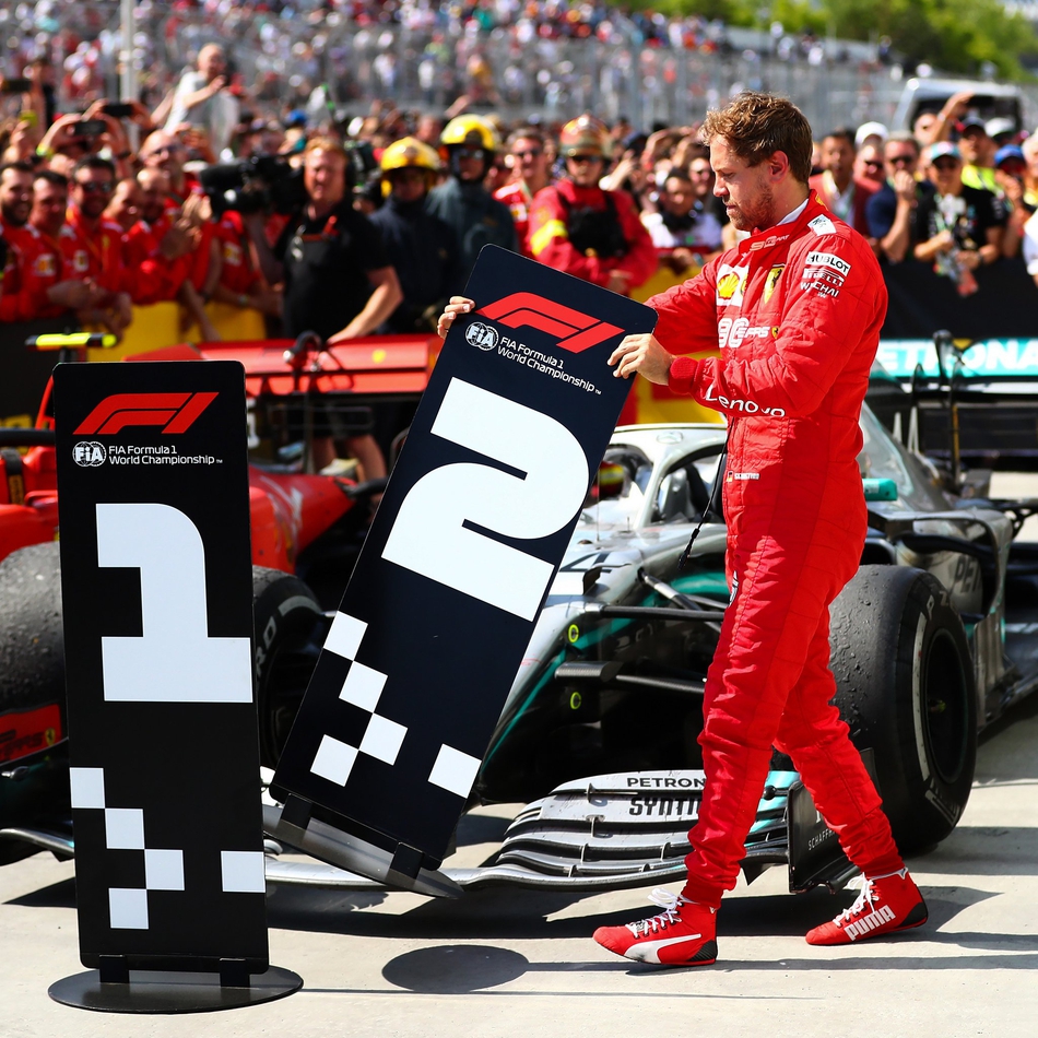 哈斯车队绝杀法拉利，汉密尔顿刷新纪录