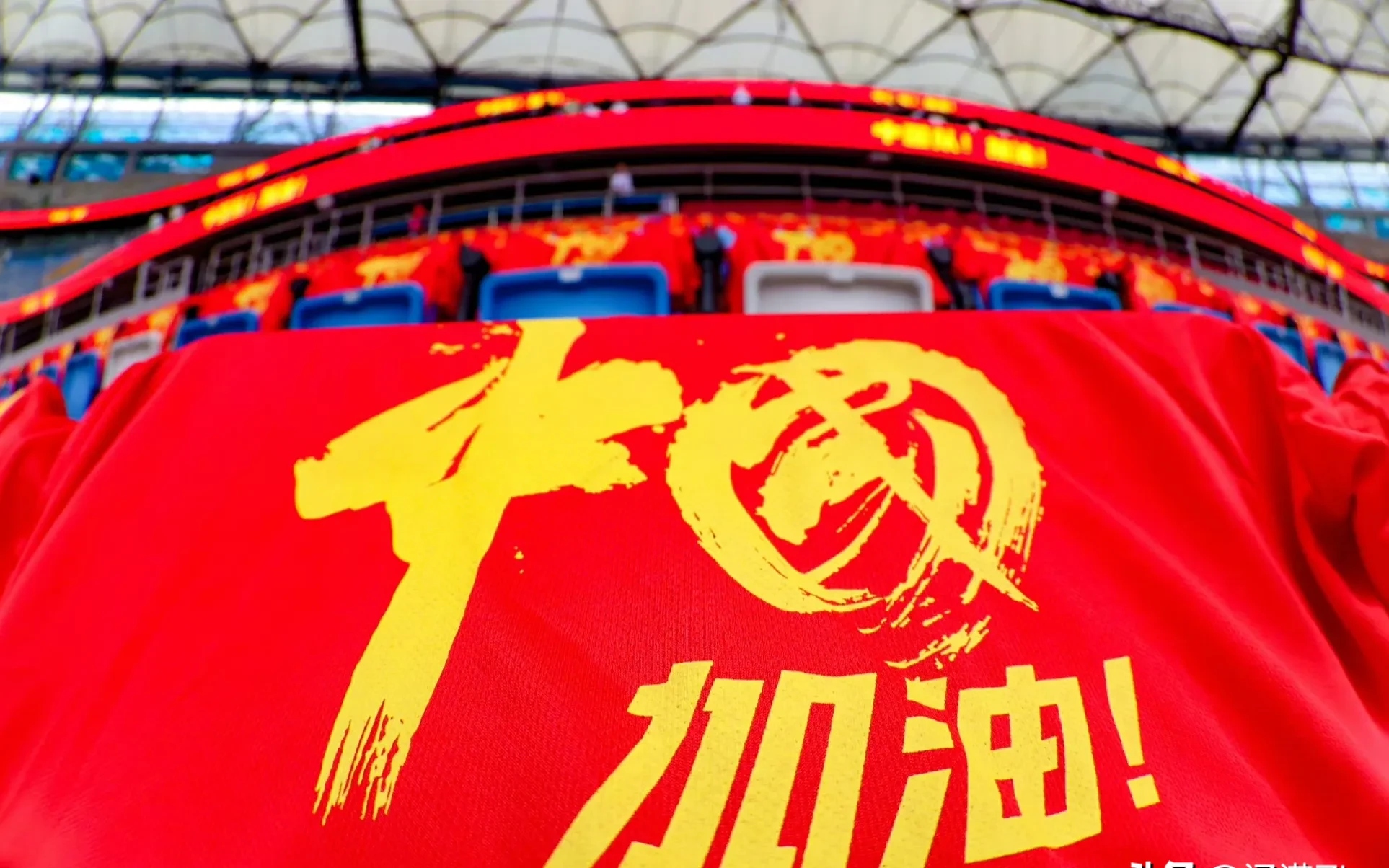 印尼队轻取泰国队，郑思维统治全场