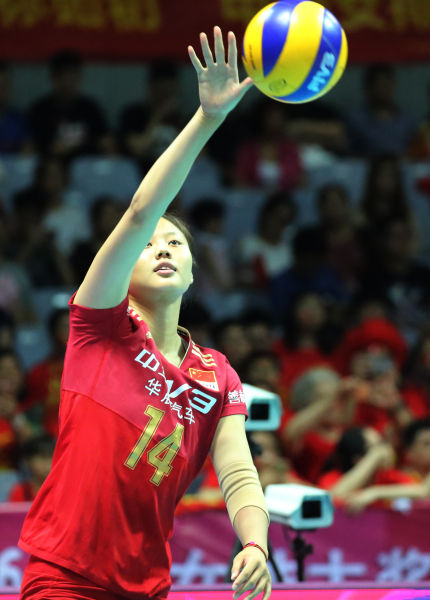 中国队绝杀泰国队，黄鸭组合点燃赛场