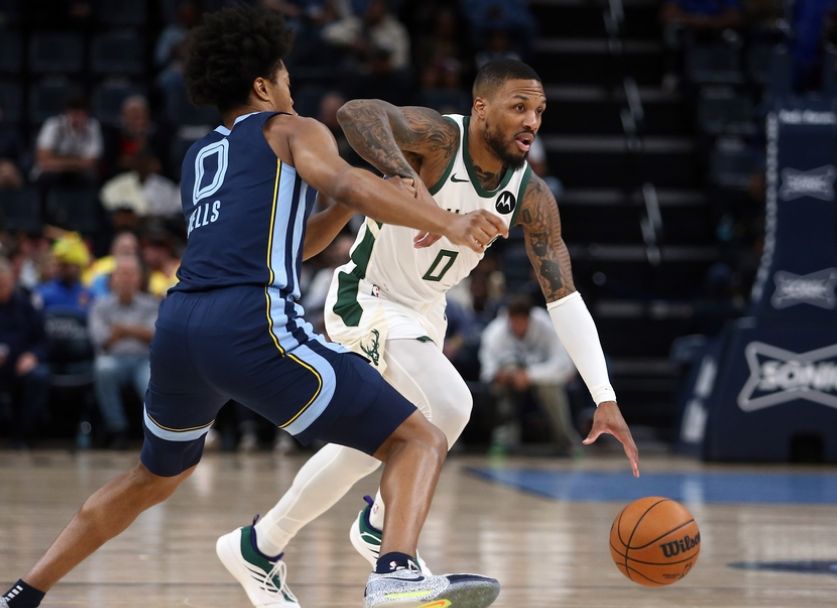 雄鹿鏖战灰熊，莫兰特点燃赛场