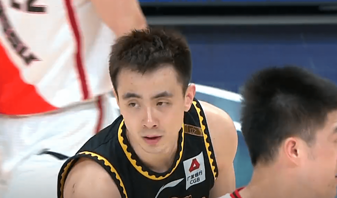 四川队轻取福建队，赵继伟惊艳四座