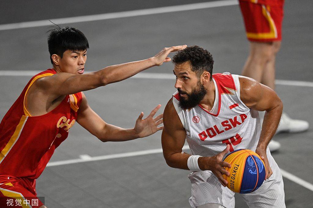 中国队绝杀波兰队,梁靖崑关键制胜 中国队绝杀波兰队,梁靖崑关键制胜