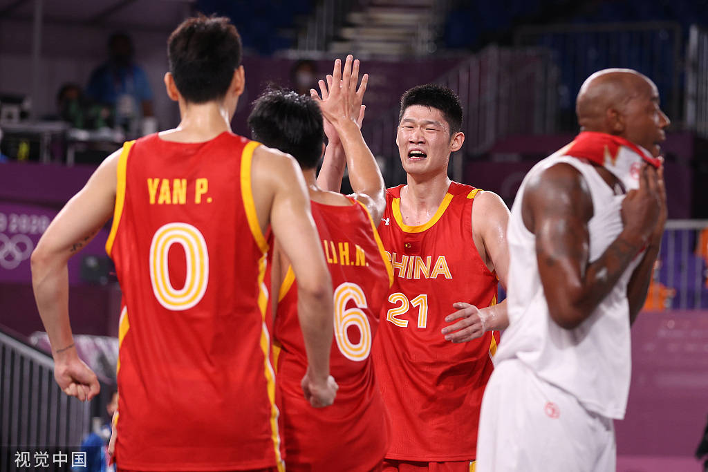 中国队绝杀波兰队,梁靖崑关键制胜 中国队绝杀波兰队,梁靖崑关键制胜