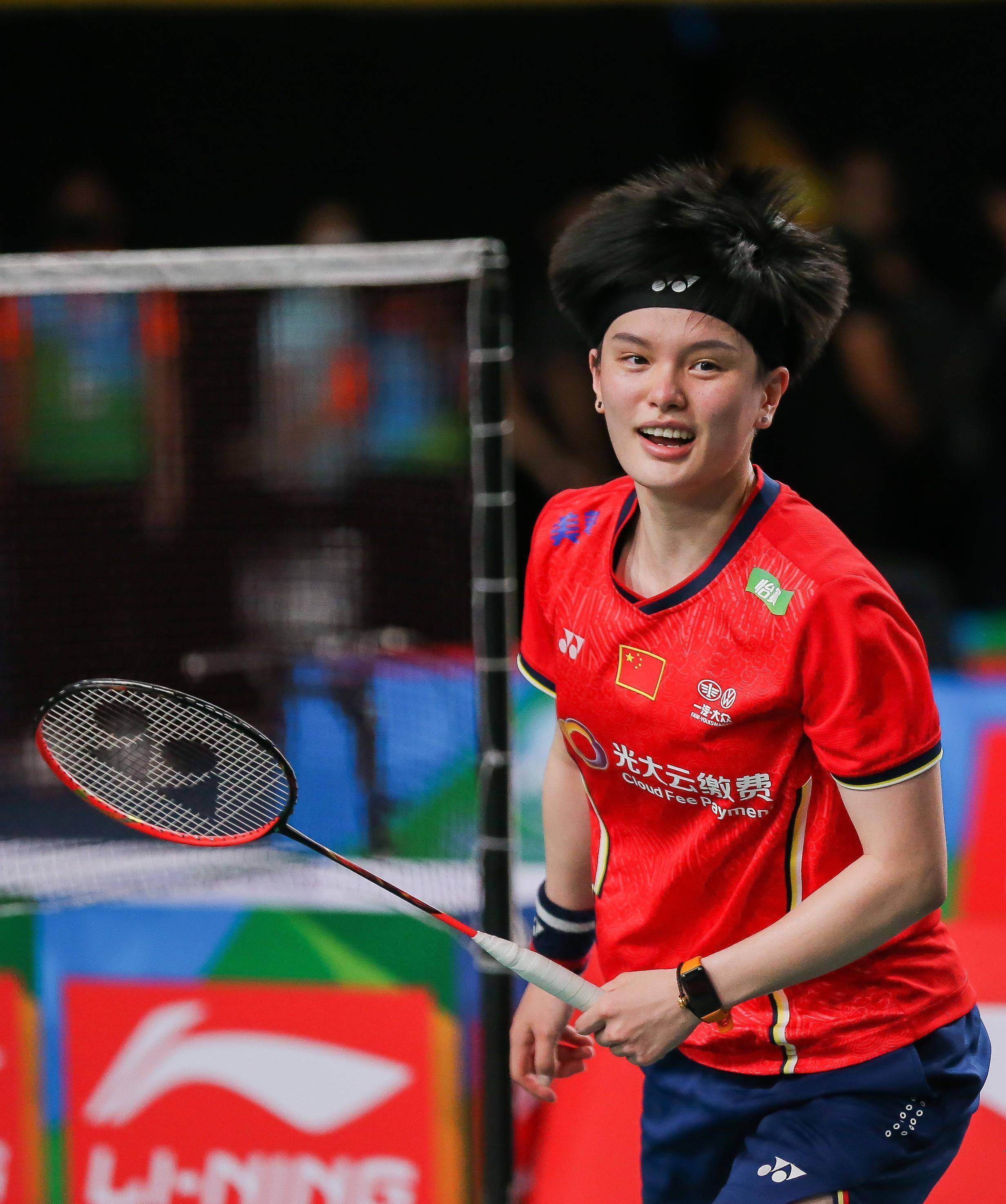 中国羽毛球队绝地反击法国羽毛球队,辛杜惊艳世界 中国羽毛球队绝地反击法国羽毛球队,辛杜惊艳世界