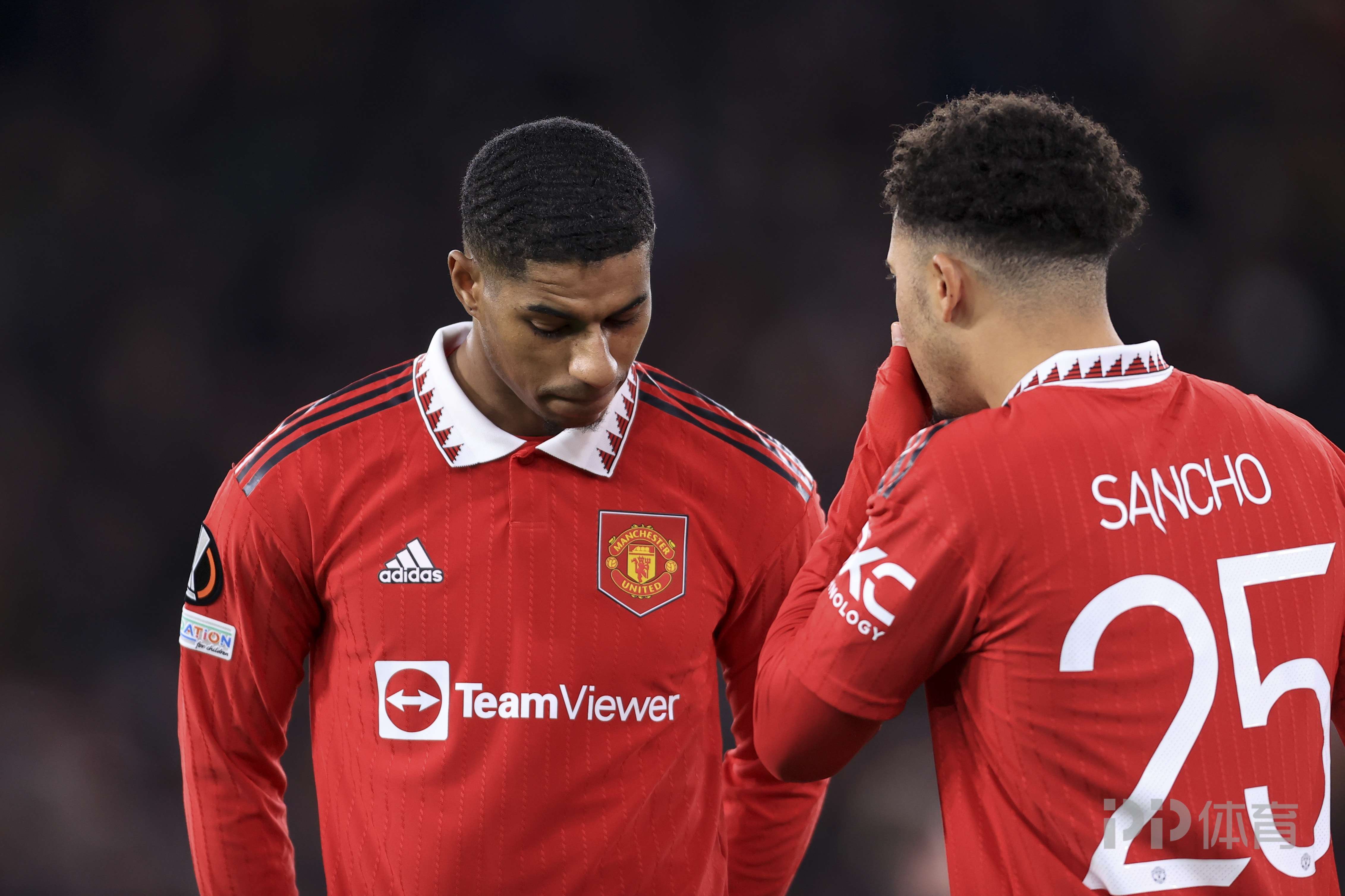 巴萨鏖战曼联，拉什福德关键制胜