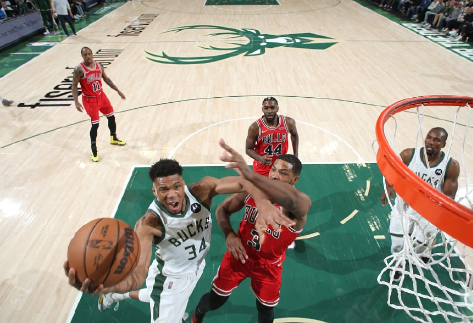 76人横扫公牛，霍勒迪状态火热