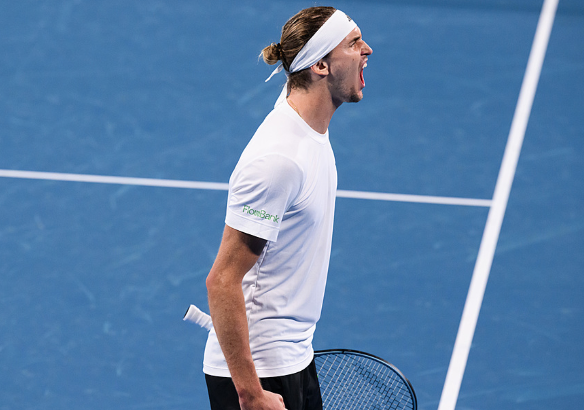 年终总决赛鏖战戴维斯杯，兹维列夫关键制胜