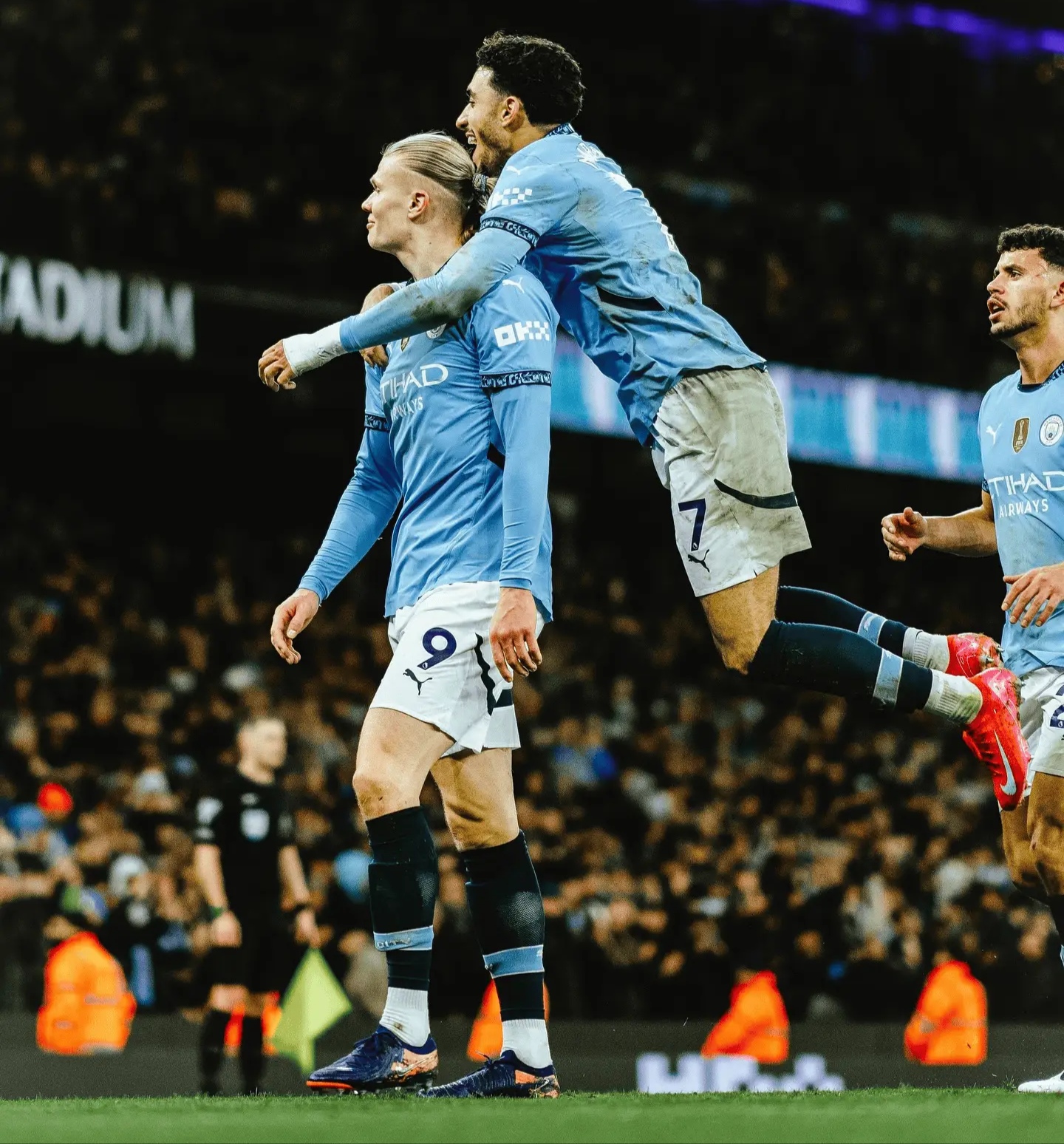 曼城横扫巴萨,特尔施特根统治全场 曼城横扫巴萨,特尔施特根统治全场