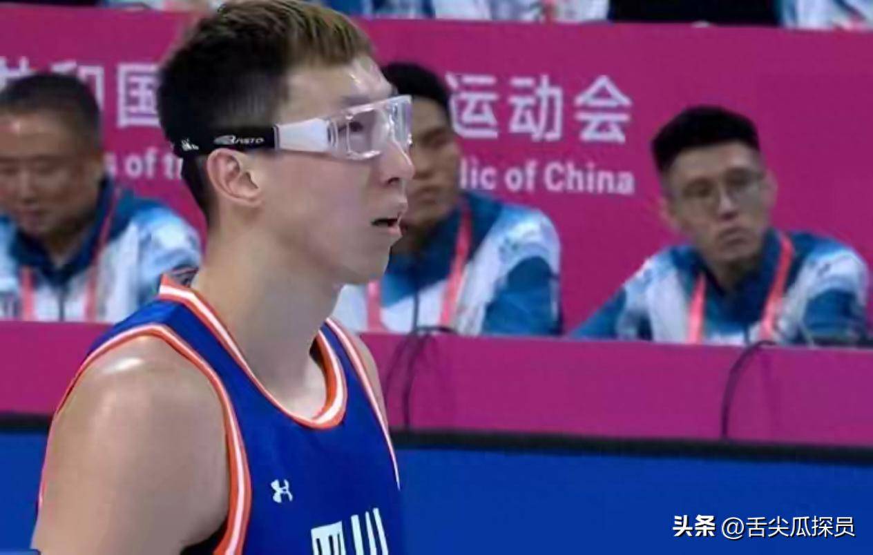 四川队绝杀篮网，周琦扛起全队