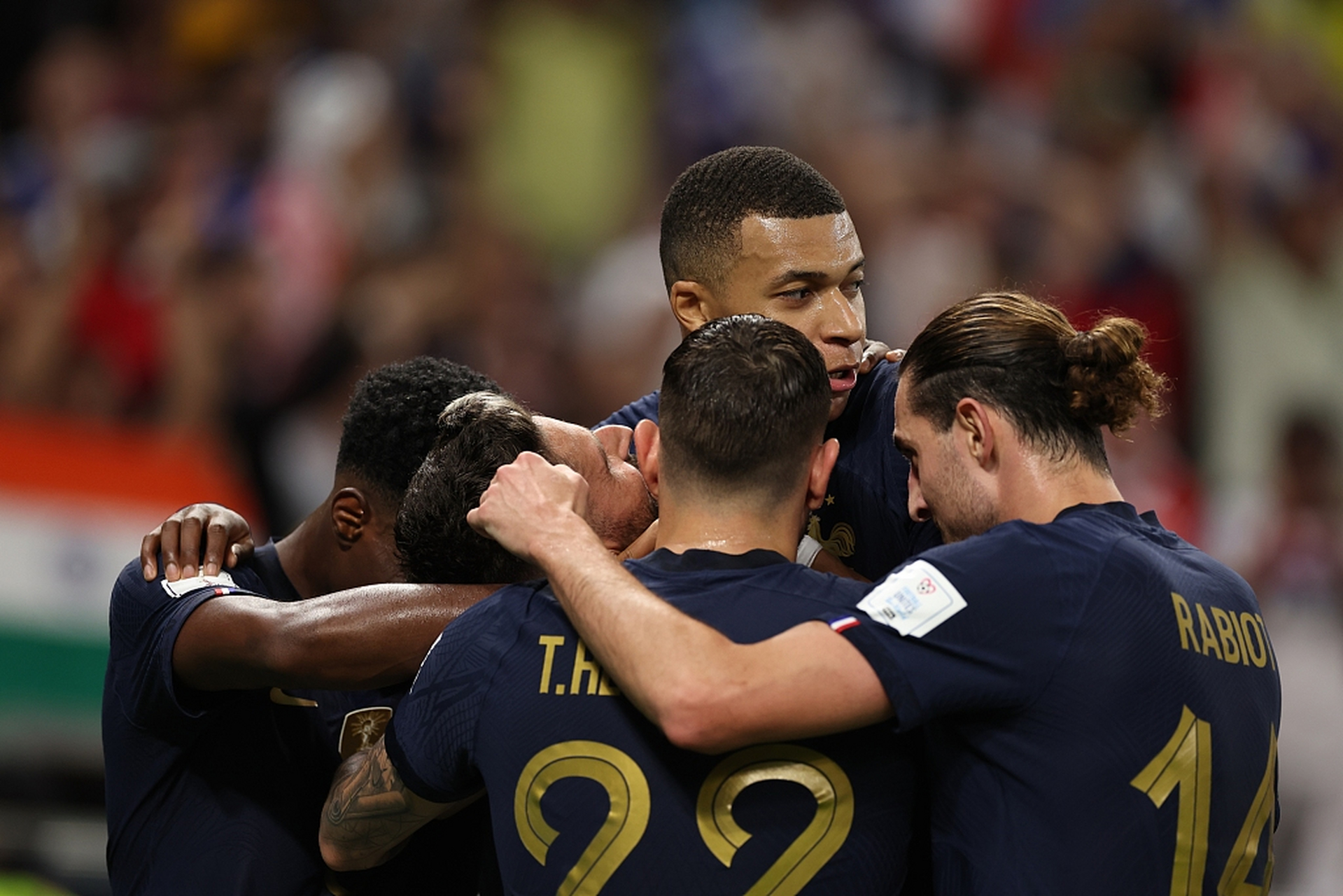 波兰队完胜法国队，波尔关键制胜