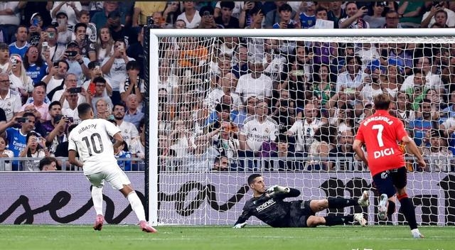 皇马负于奥萨苏纳，积分滑落