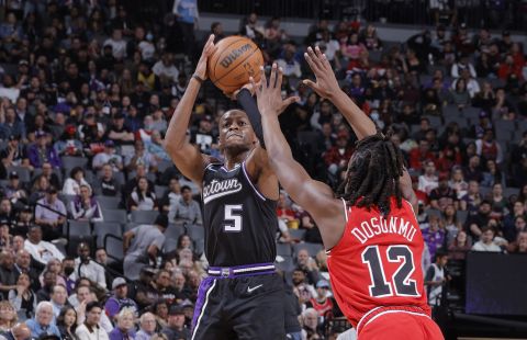 北京队翻盘公牛，福克斯带队取胜