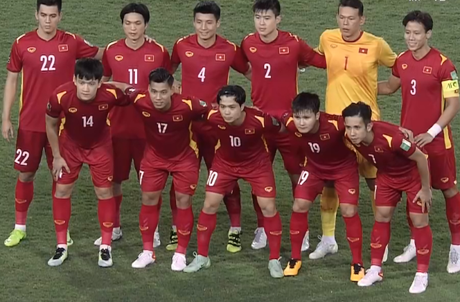 正路深积连败，球员士气严峻考验