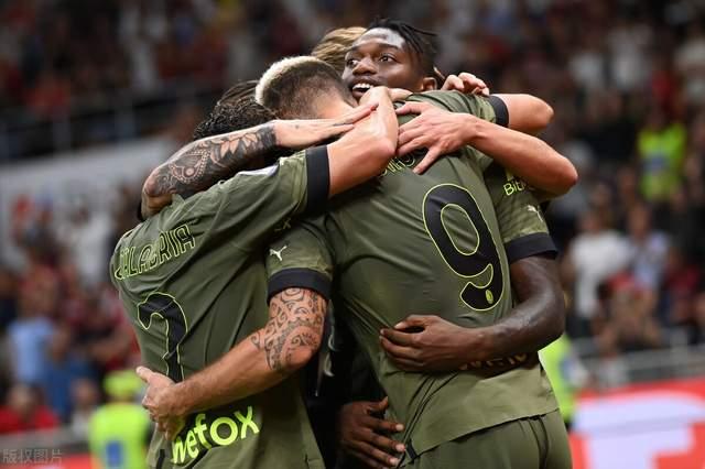 罗马苦战逼平，保住排名优势