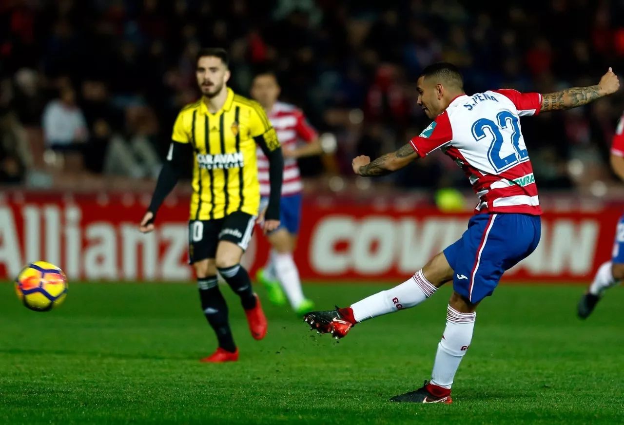 拉科鲁尼亚主场制胜，保持不败记录