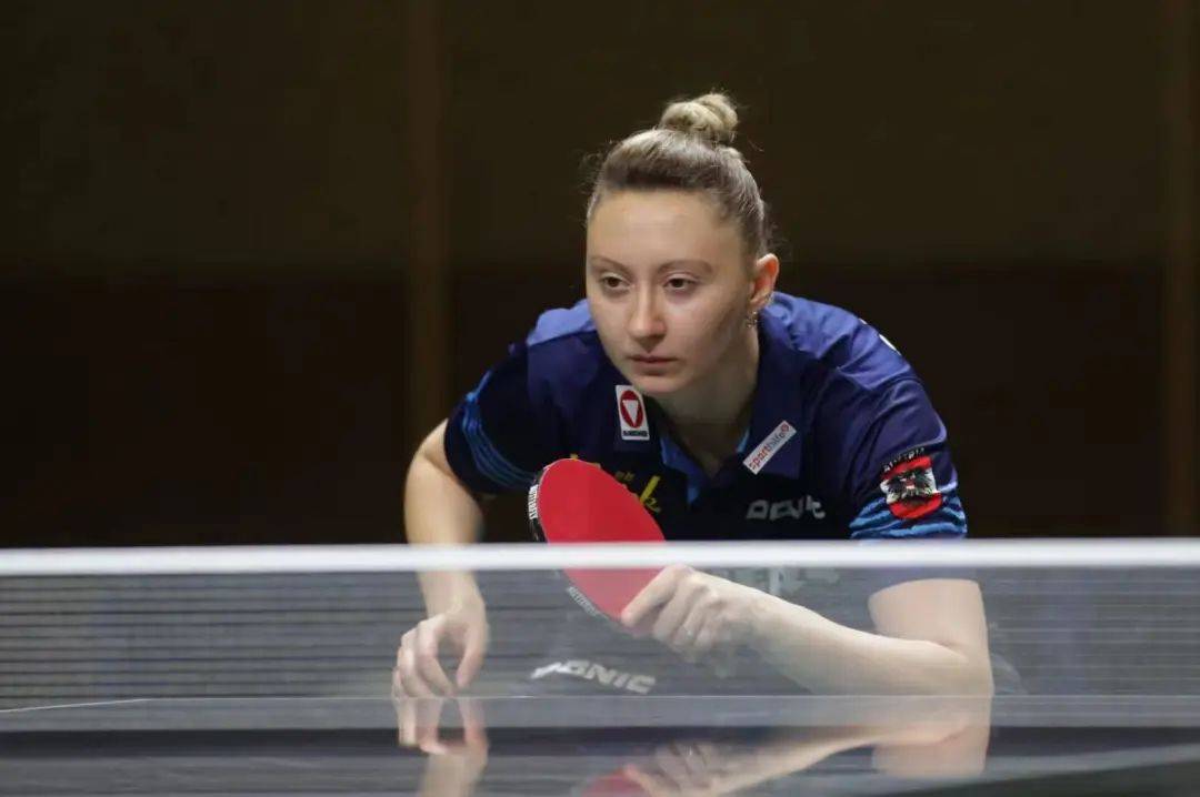 奥地利队完胜英格兰队，奥恰洛夫刷新纪录